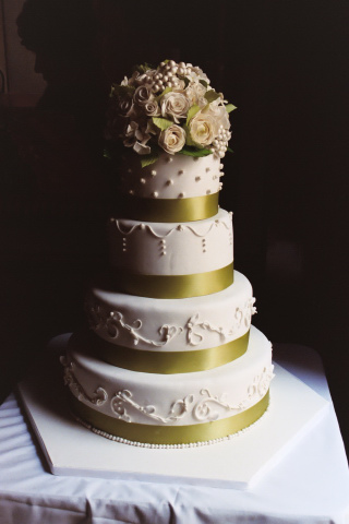 wedding cake