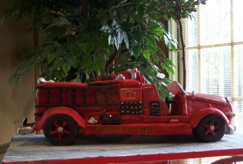 Fire Truck Birthday Cake on Fire Truck Was Created In Celebration Of The Landmark 80th Birthday