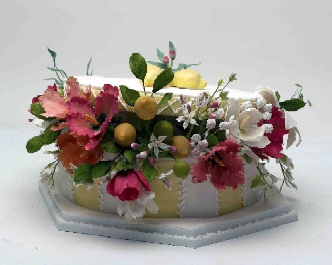 Hat Box Cake