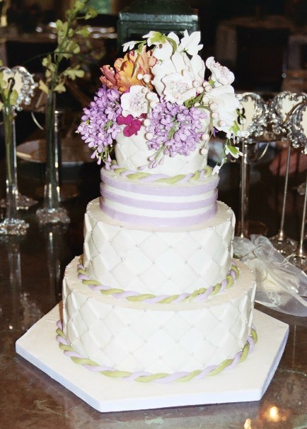 fondant wedding cake